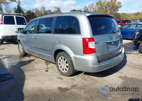 2015 Chrysler Town & Country Touring from USA, damaged, VIN 2C4RC1BG9FR661684